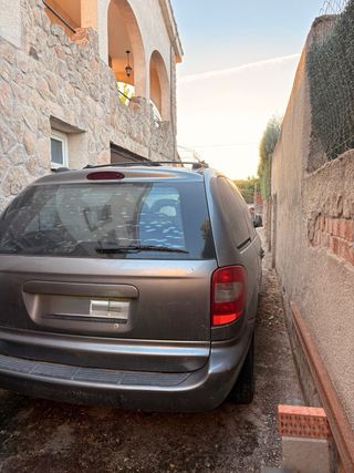 Chrysler Voyager Gris