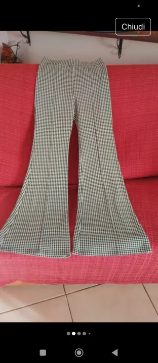 Pantaloni zampa elefante Bershka S