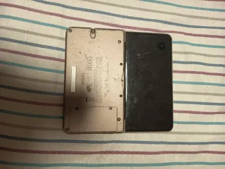 Nintendo DSi XL negra