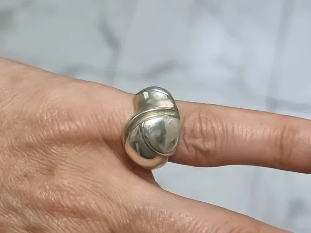 Anillo de plata diseño entrelazado