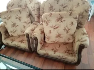 Sofá y 2 sillones floral beige