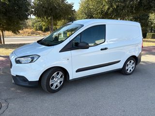 Ford Tourneo Courier 2021