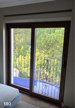 Ventanal aluminio acabado madera