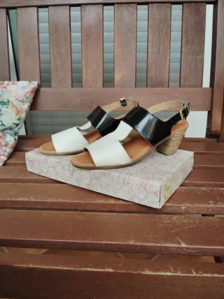 Sandalias Piel de Luna Talla 38