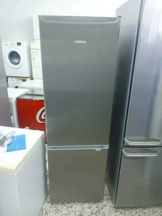 Frigorífico Edesa plateado