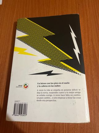 Nunca seré tu héroe (Spanish Edition)