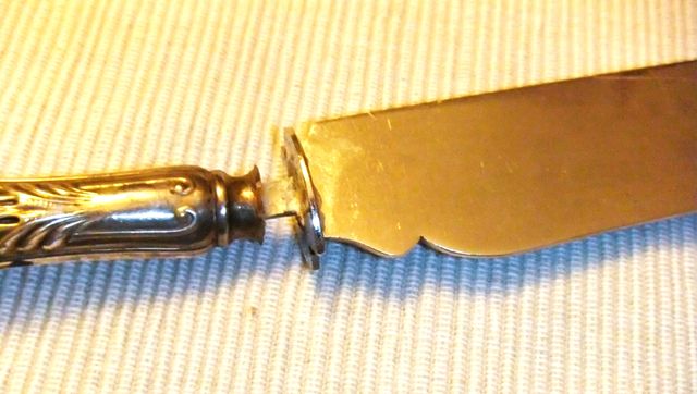 Antiguo cuchillo reposteria modernista