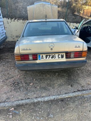 Mercedes 190 2.5