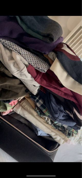 Lote Ropa Hombre ( hay mas de 70 piezas)