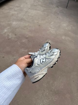 New Balance 530 bebé Talla 25