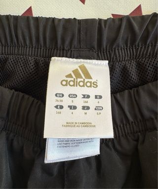 Pantalón Adidas Negro Rayas Doradas Talla M