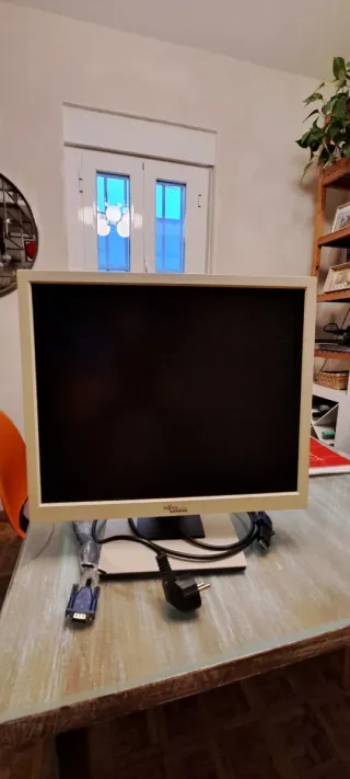 Monitor Fujitsu Siemens 19" Beige
