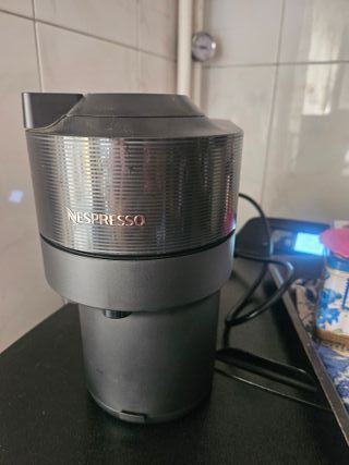 Cafetera De'Longhi Vertuo Pop