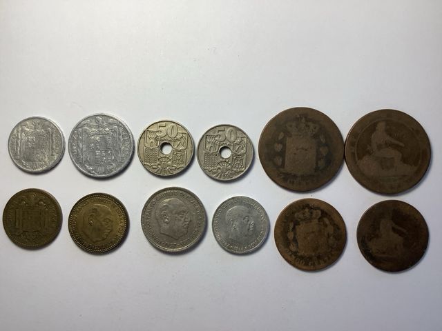 Conjunto 12 monedas antiguas diferentes España. A.