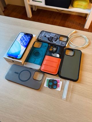 iPhone 14 Pro Max 128GB Negro Espacial +Accesorios