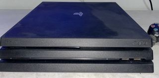 PS4 Pro 1TB Negra con Mando