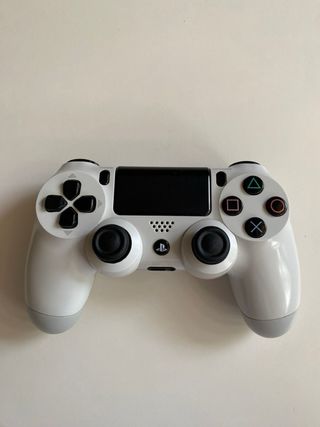 PS4 Blanca + Mando + Juegos + Cables
