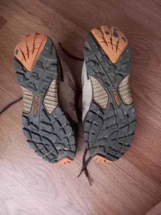 Zapatos de montaña Columbia beige/gris