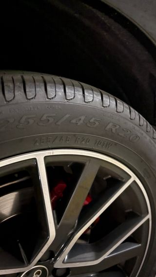 4 neumáticos pirelli scorpion verde
255/45 R20