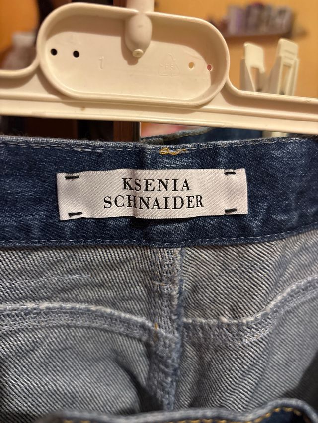 Jeans Ksenia Schnaider strappati