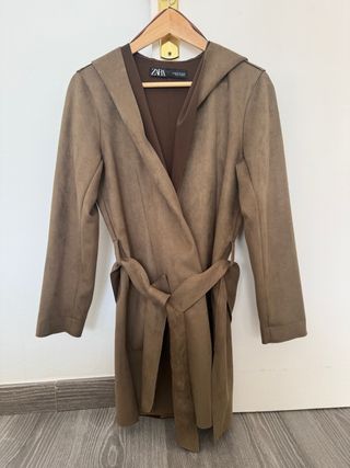 Chaqueta Zara ante con capucha 