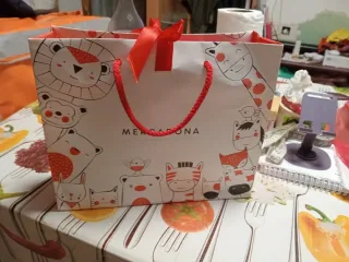 Estuche Perfume Petal Dreams sin estrenar