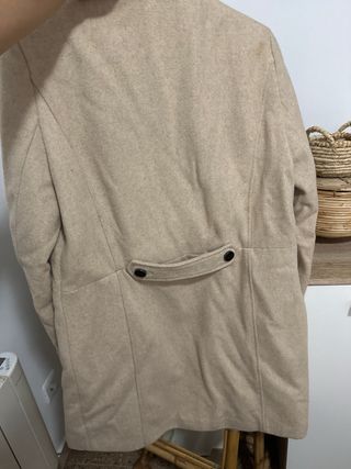 Abrigo Mango Lana Crudo Talla M