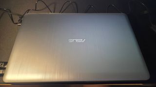 ASUS F540LA. i3-1.7 GHz, 8 GB DDR3, 512 GB SSD