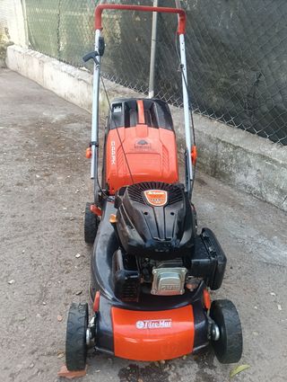 Cortacésped Oleo-Mac G 44 PK Comfort