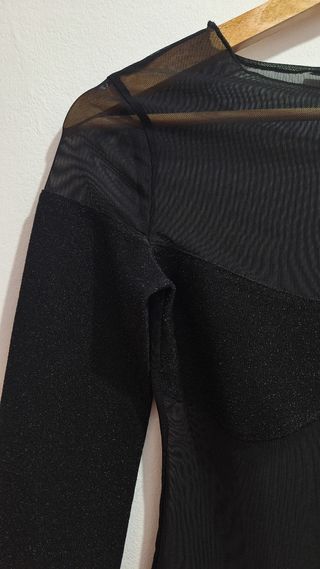 Body negro Bershka malla brillante