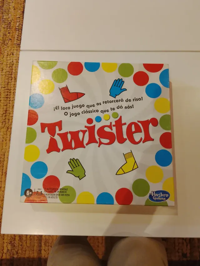 Juego Twister Hasbro Gaming