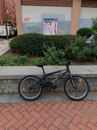 Bicicleta BMX Wipe