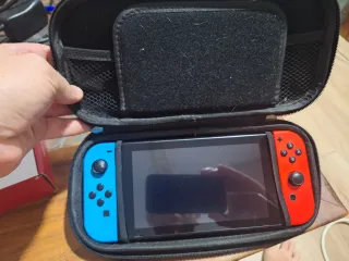 Nintendo Switch Azul y Rojo 
