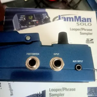 Digitech JamMan Solo Looper/Phrase Sampler