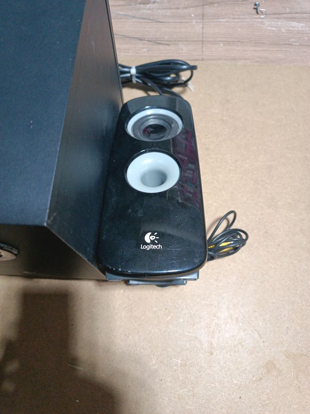 Equipo de Sonido Logitech Negro y Gris