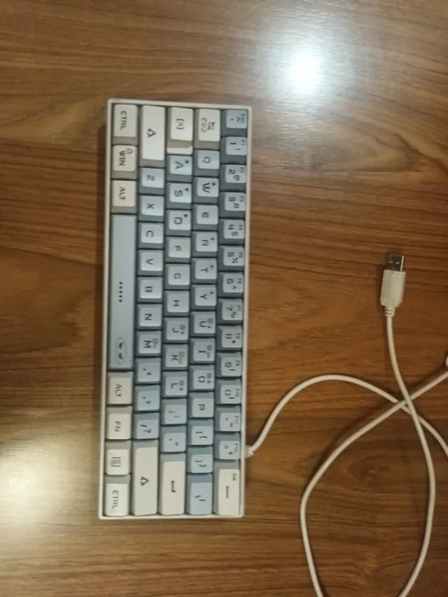 Teclado Mecánico 60% Multicolor