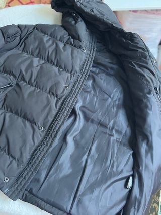Chaqueta H&M Negra con Capucha