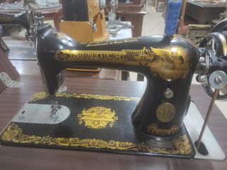 Máquina de coser Singer antigua