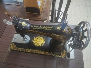 Máquina de coser Singer antigua