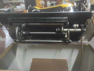 Máquina de coser Singer antigua