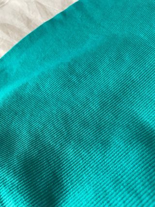 Vestido sin mangas color verde azulado