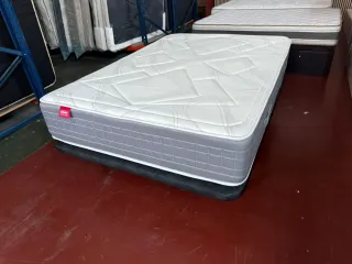 135x190
BASE RETAPIZADA 3D 
COLCHON PIKOLIN VISCO 