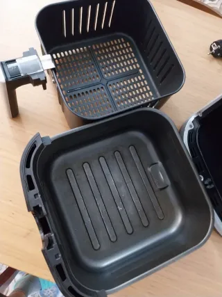 Freidora Aire Mandine para reparar/piezas. LEER