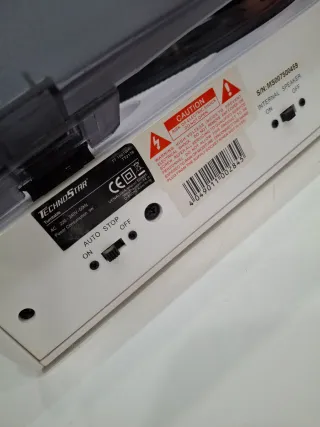 Tocadiscos Techno Star Estéreo 9W