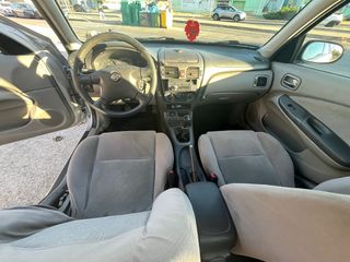 Nissan Almera 2003