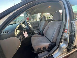 Nissan Almera 2003