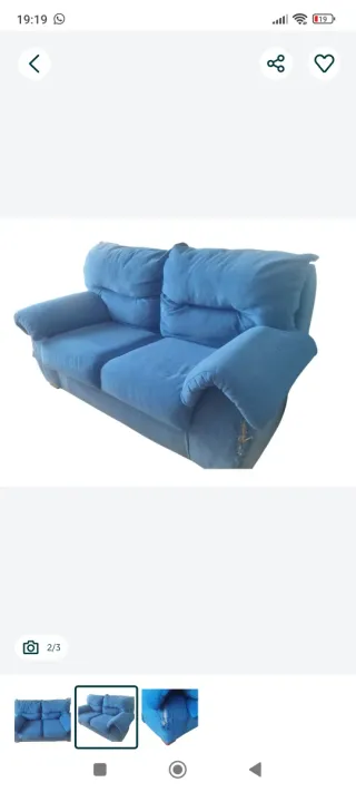 Sofá de 2 lugares em tecido azul