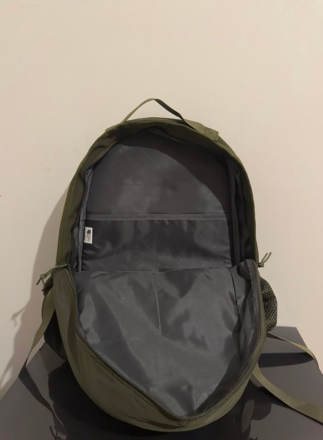 Mochila Supreme Verde Militar - Nueva