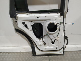 PUERTA TRASERA IZQUIERDA LAND ROVER FREELANDER (L