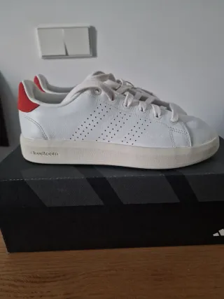Zapatillas Adidas Advantage Premium Blancas Rojas